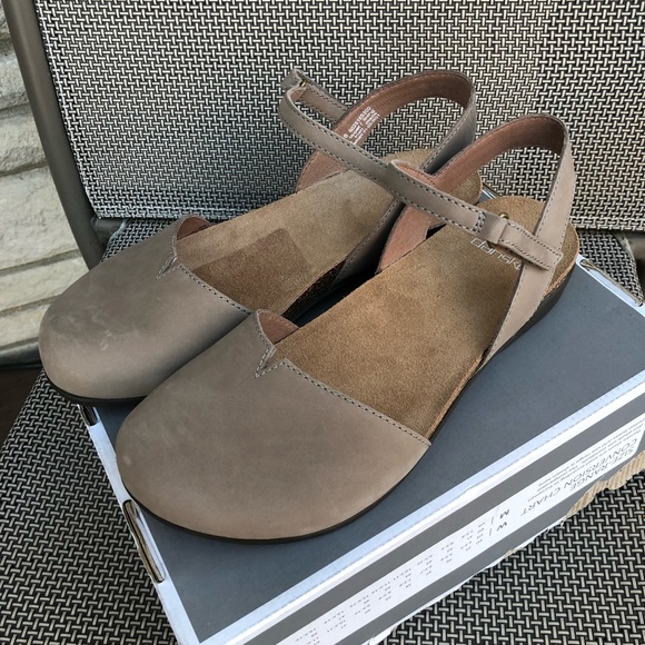 Dansko Rowan Milled Nubuck Sandals 